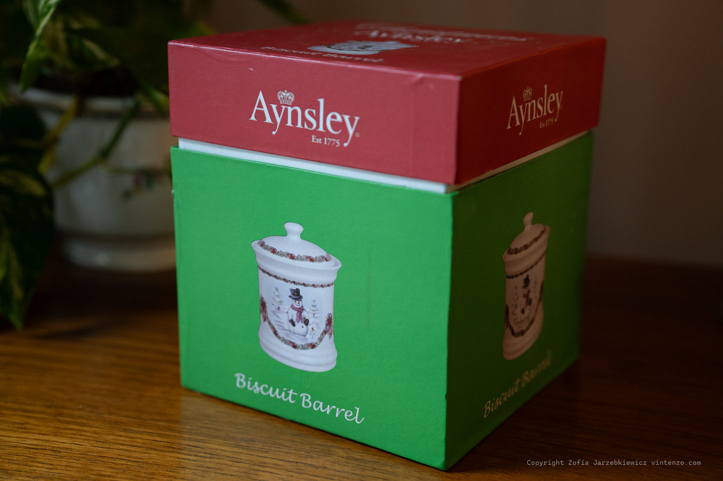 Aynsley Christmas Biscuit Barrel