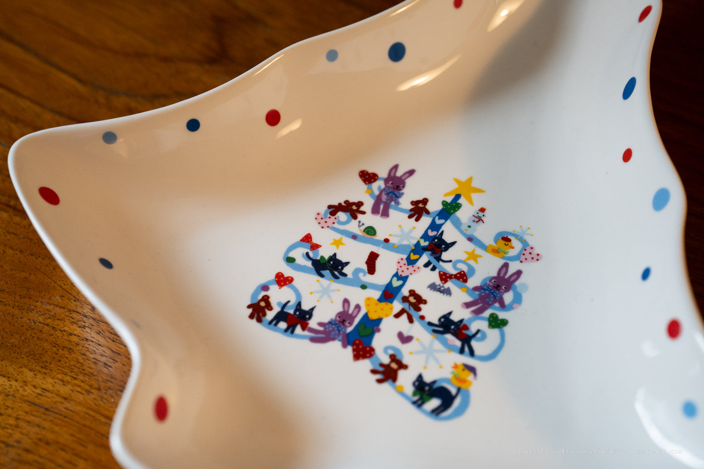 Large Christmas tree-shaped dish