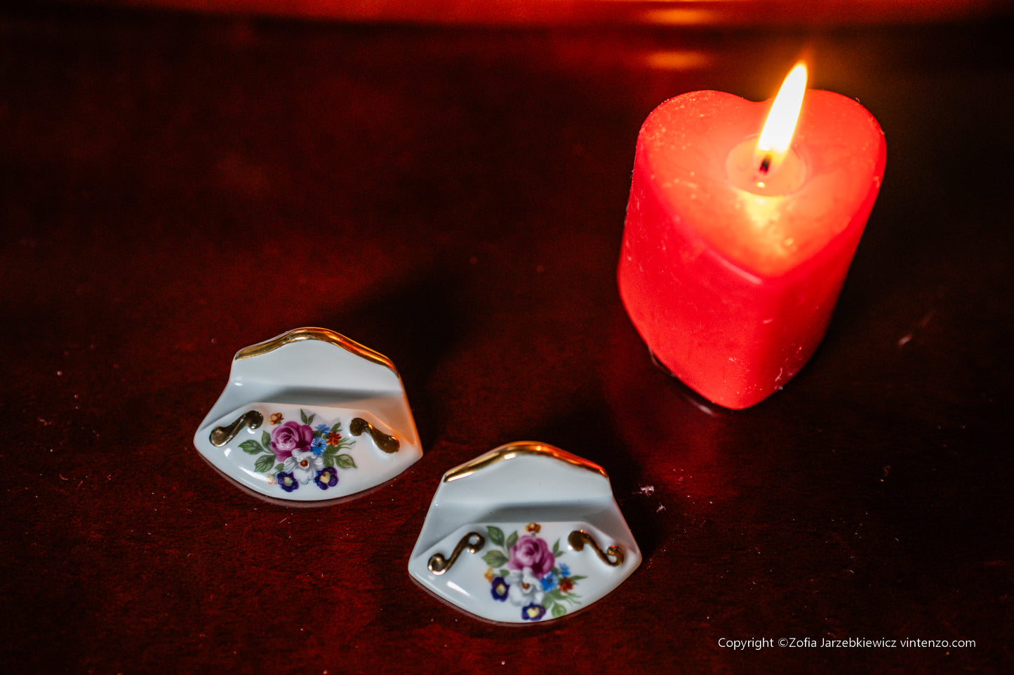 Limoges Set of 2 Porcelain Place Card Holders