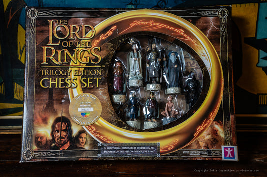 The Lord of The Rings Trilogy Edition Chess Set